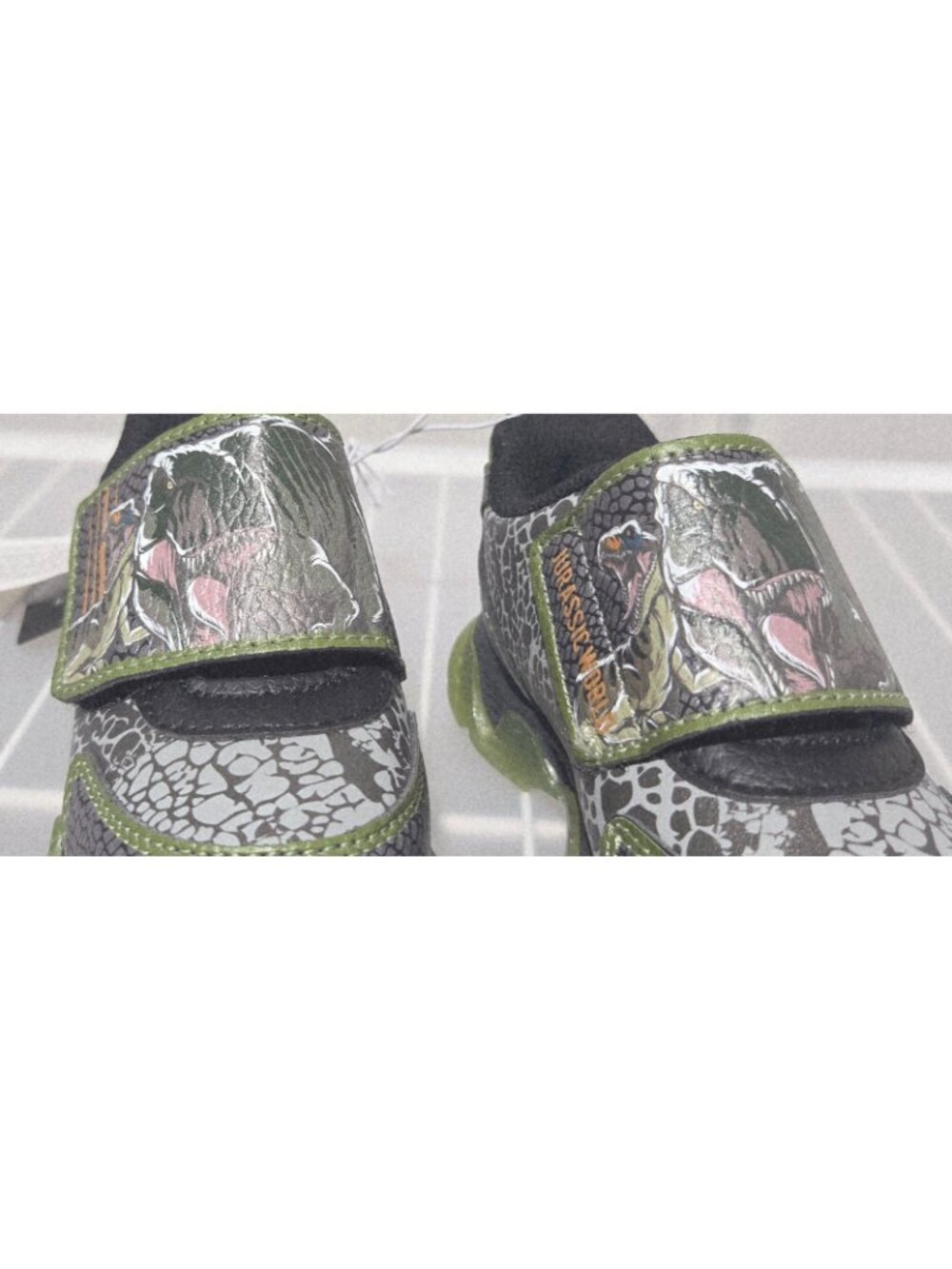 Jurassic World Dinosaur Theme Light Up Green & Black Sneakers -- Little Boys' 8 - Picture 4 of 7